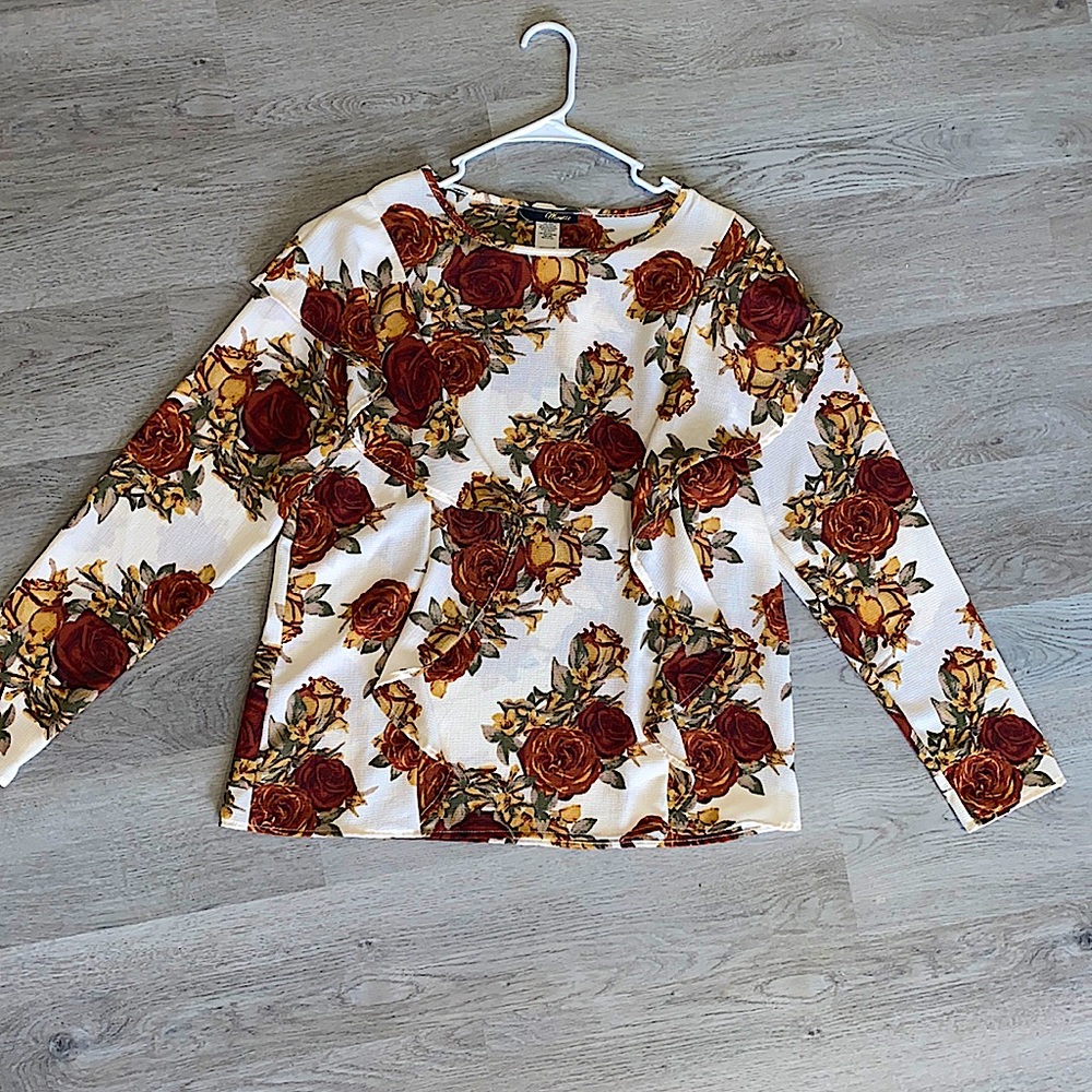 White bronze flowered Women’s Long Sleeve